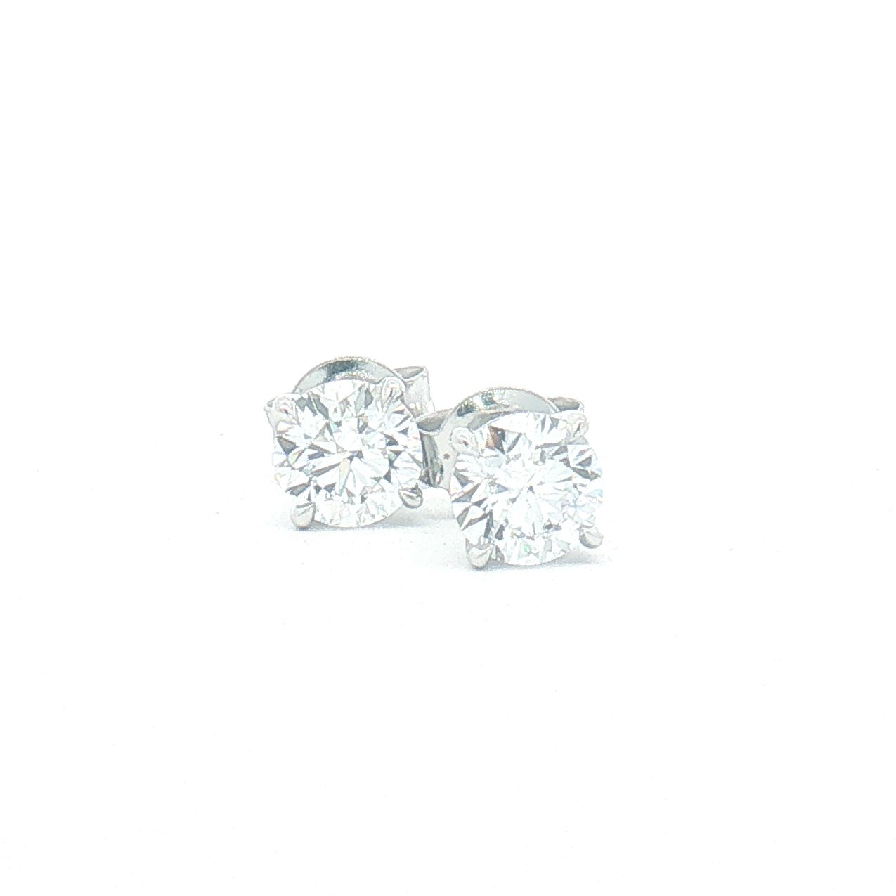 18ct White Gold 1.53ct Lab Diamond Stud Earrings