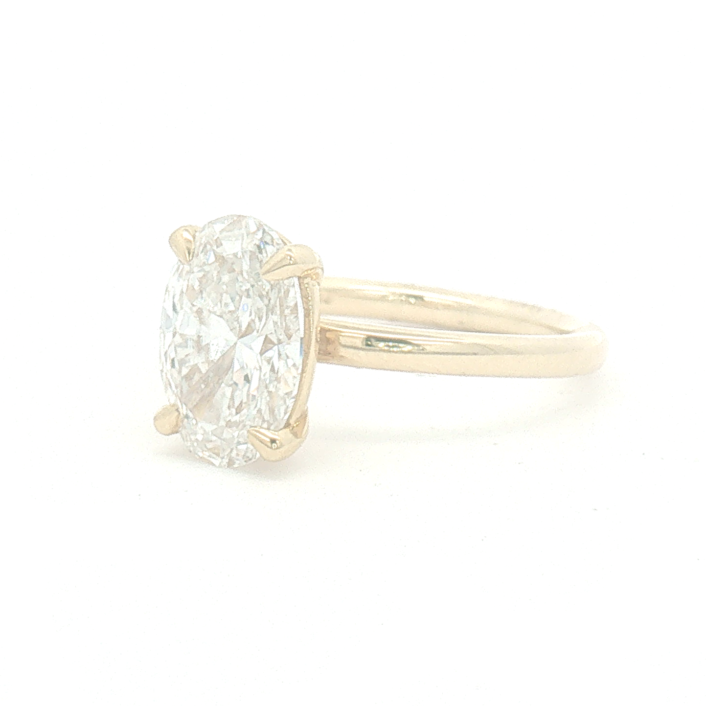 Lab Diamond 2.50ct Oval-cut 18ct Yellow Gold Engagement Ring