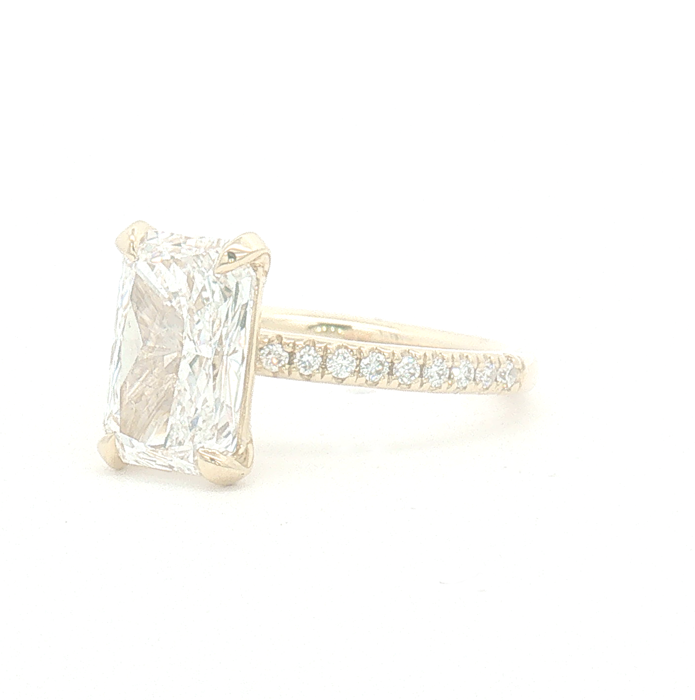 Lab Diamond 2.66ct Radiant-cut Engagement Ring