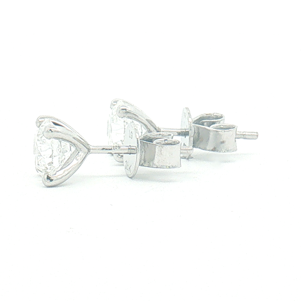 18ct White Gold 1.00ct Lab Diamond Stud Earrings