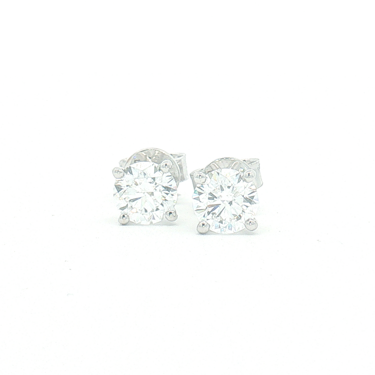 18ct White Gold Lab Diamond 1.45ct Stud Earrings