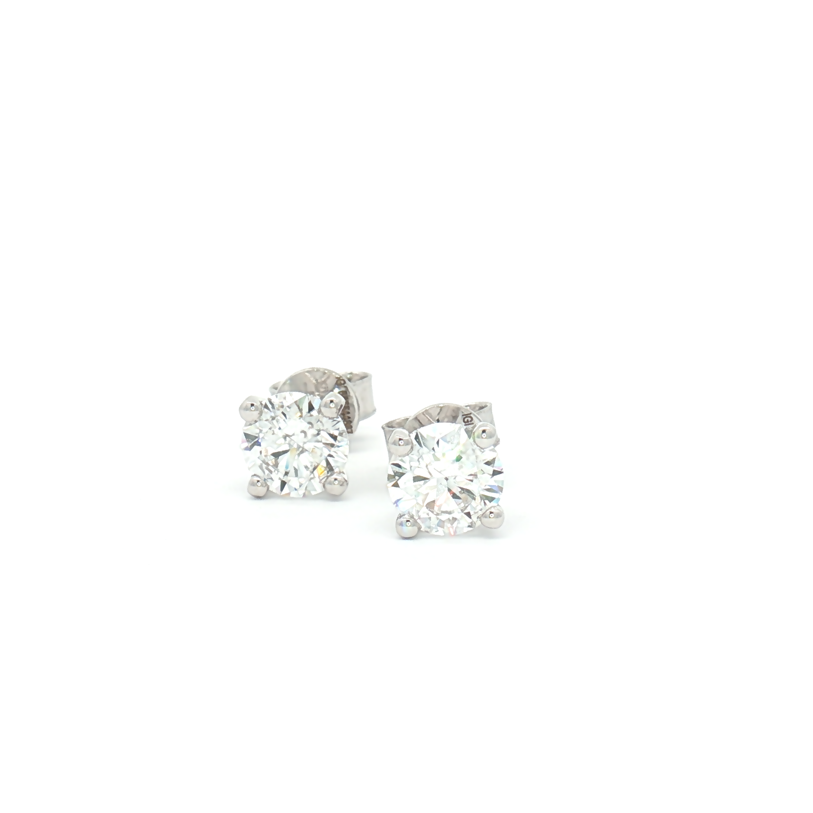 18ct White Gold Lab Diamond 2.00ct Stud Earrings