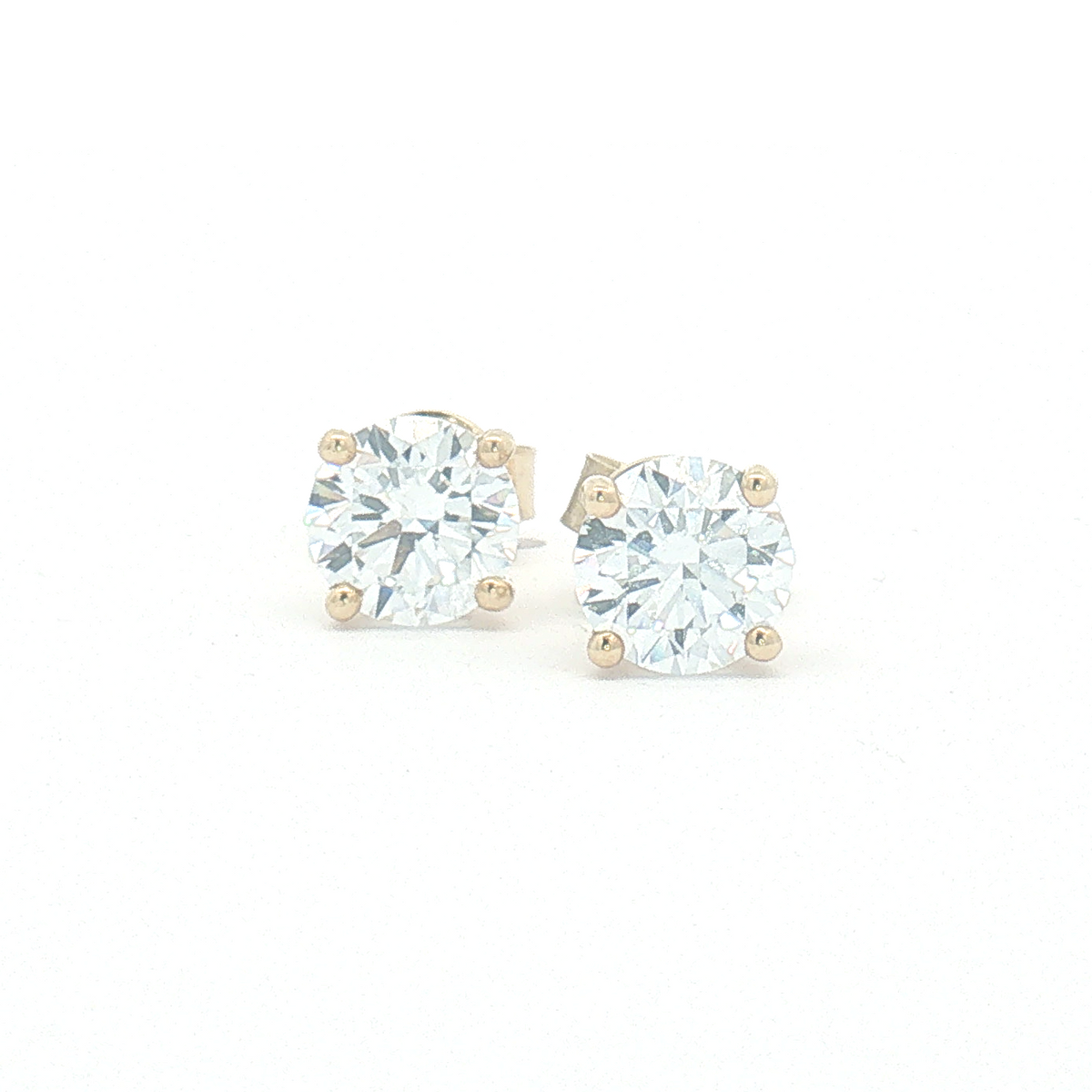18ct Yellow Gold 2.57ct Lab Diamond Stud Earrings