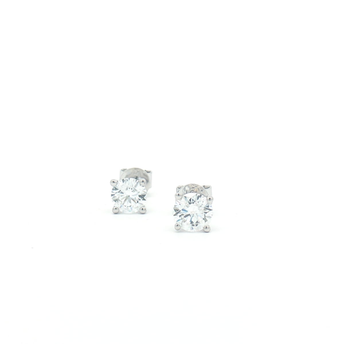 9ct White Gold 1.00ct Lab Diamond Stud Earrings