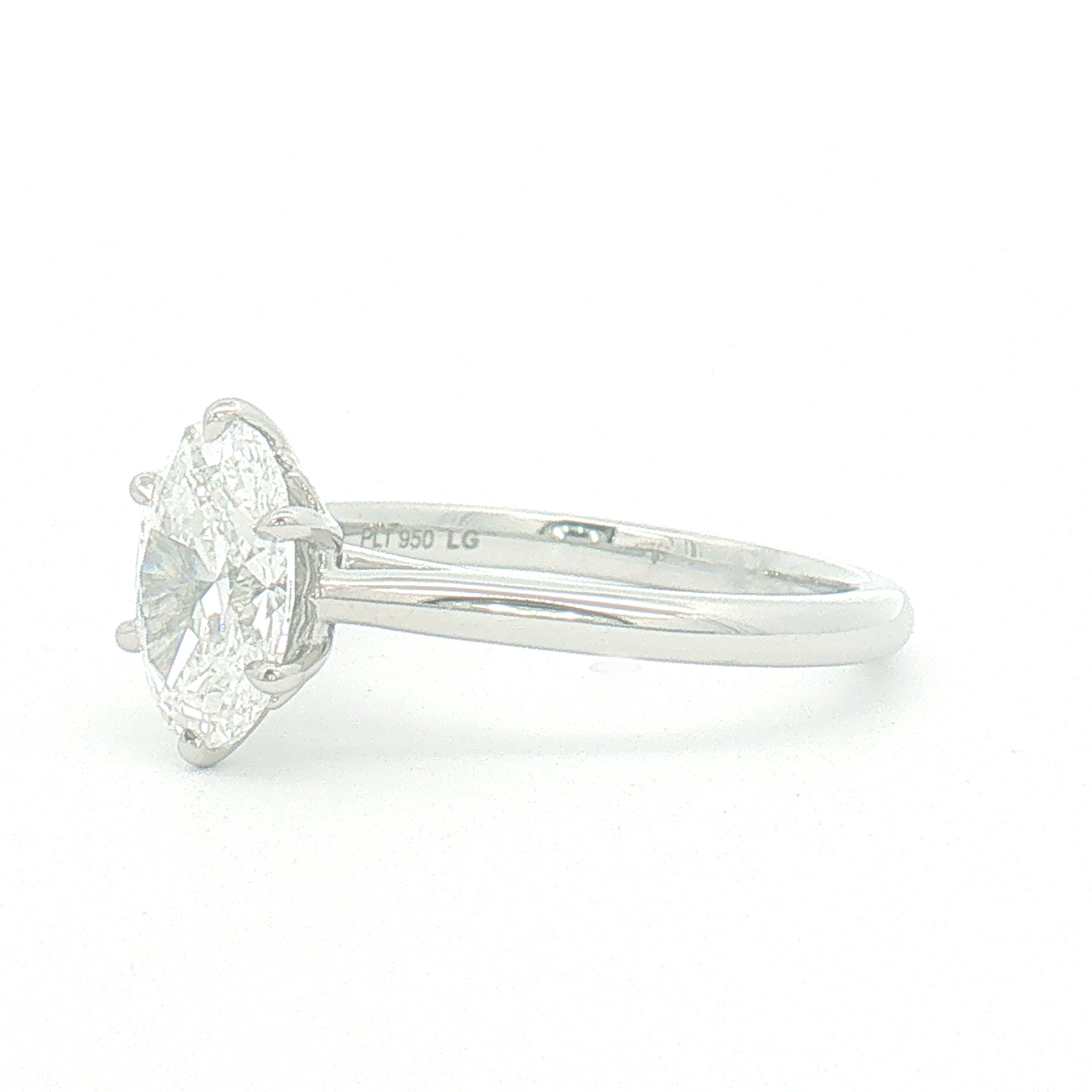 Lab Diamond 1.52ct Oval-cut Engagement Ring