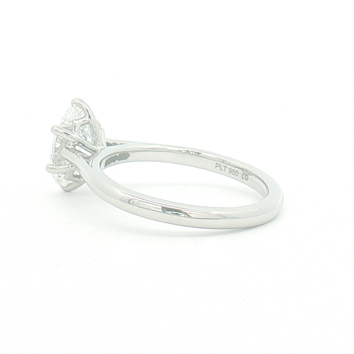 Lab Diamond 1.52ct Oval-cut Engagement Ring