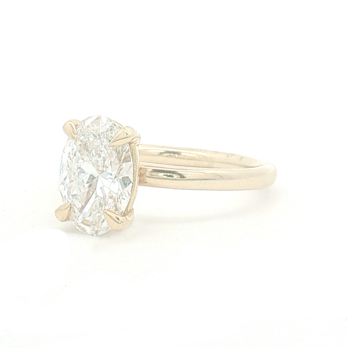 Lab Diamond 2.00ct Oval-cut 18ct Yellow Gold Engagement Ring