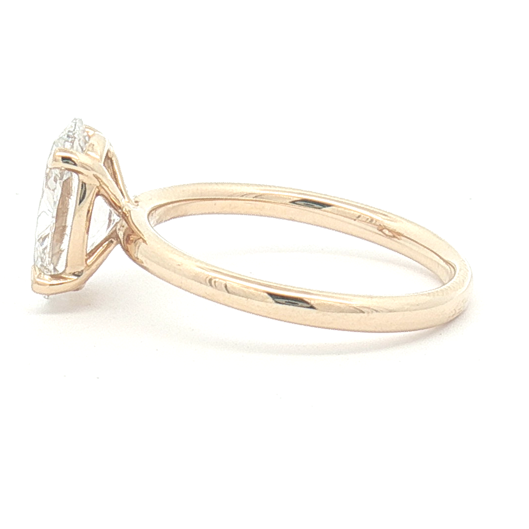 Lab Diamond 2.00ct Oval-cut Engagement Ring