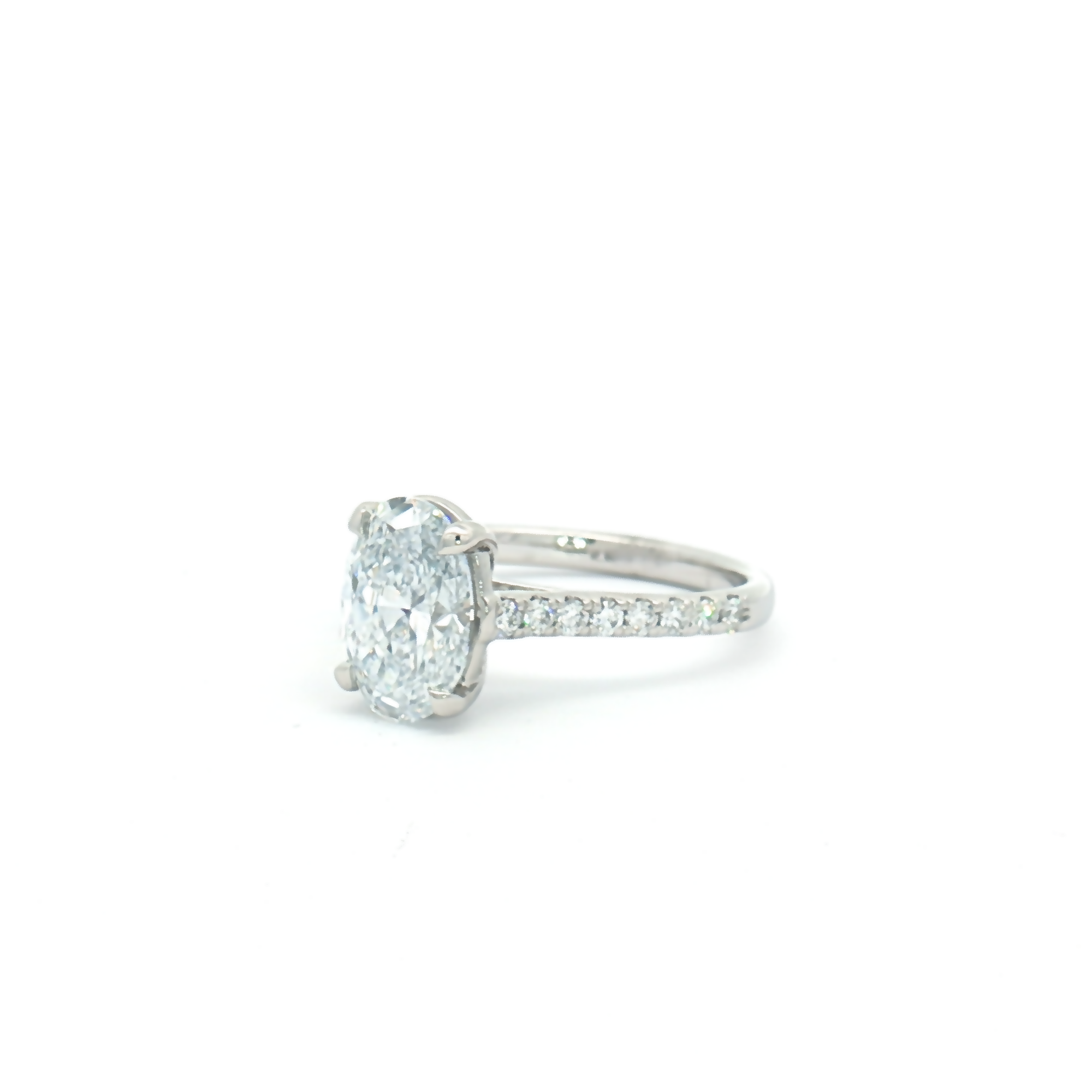 Lab Diamond 2.31ct Oval-cut Engagement Ring