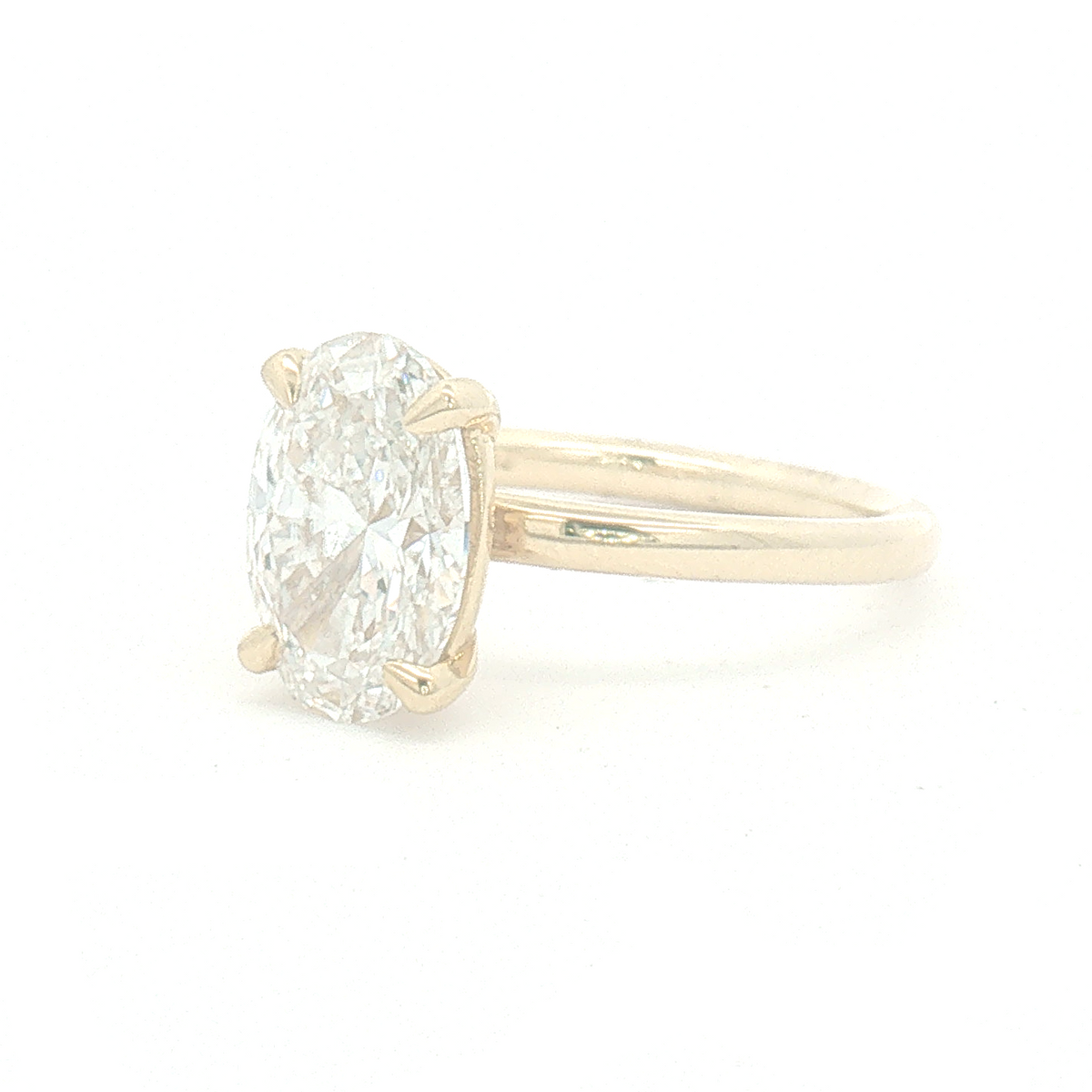 Lab Diamond 2.50ct Oval-cut 18ct Yellow Gold Engagement Ring