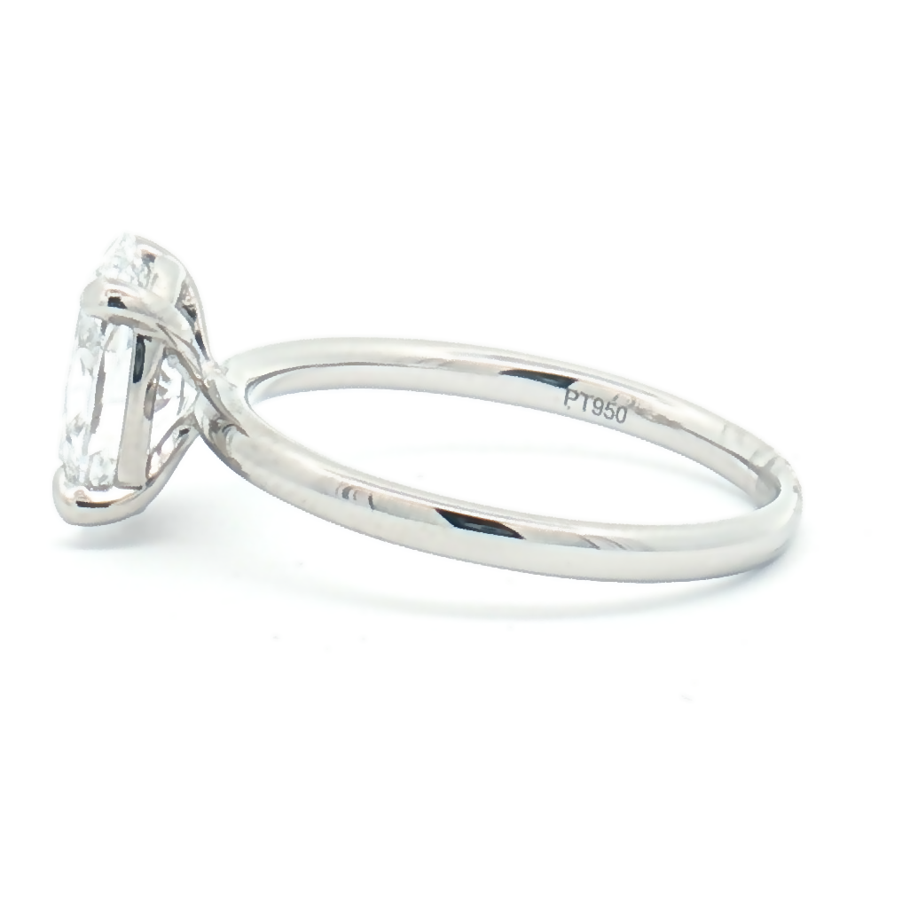 Lab Diamond 2.71ct Oval-cut Engagement Ring