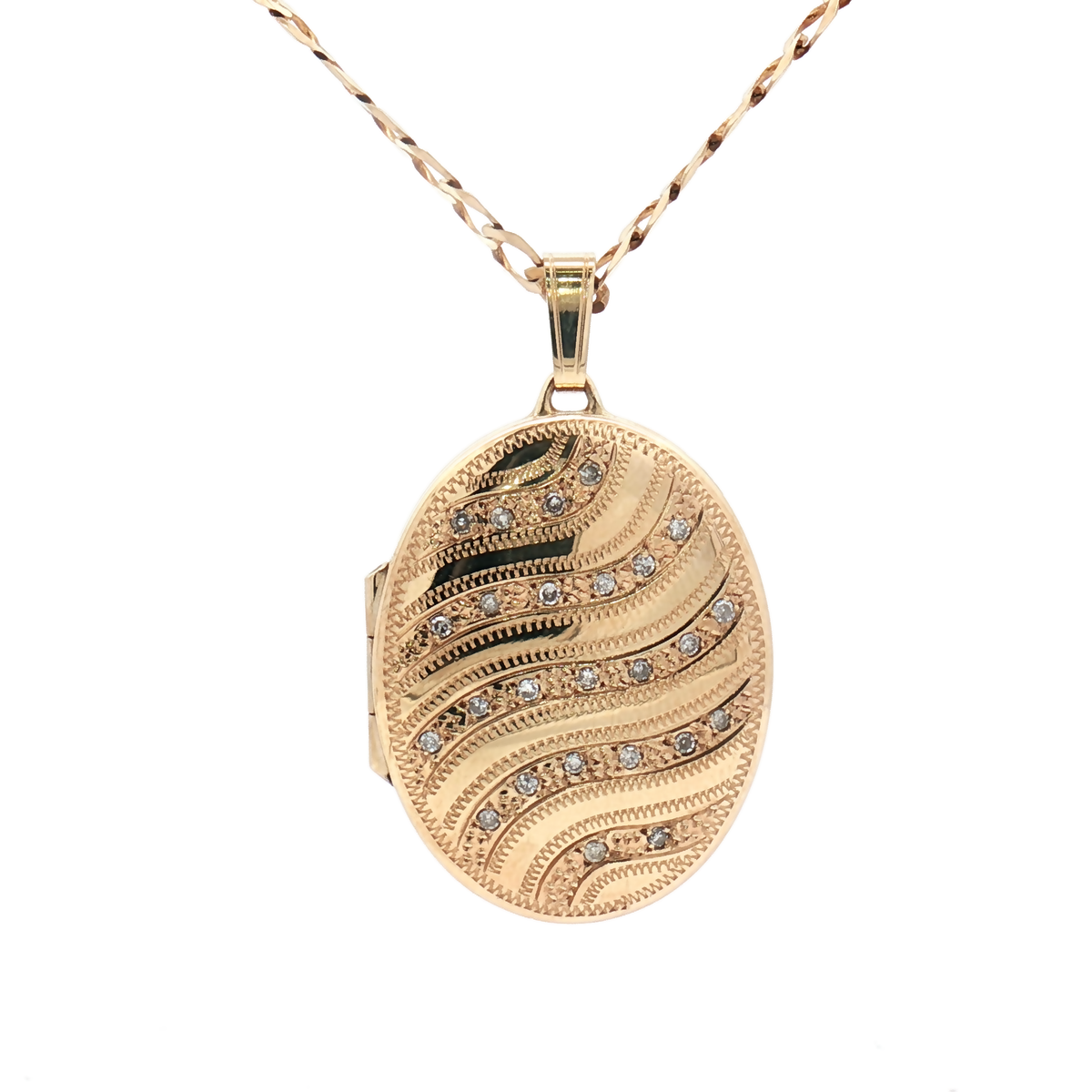 Pre-Owned 9ct Yellow Gold Oval Diamond Set Locket