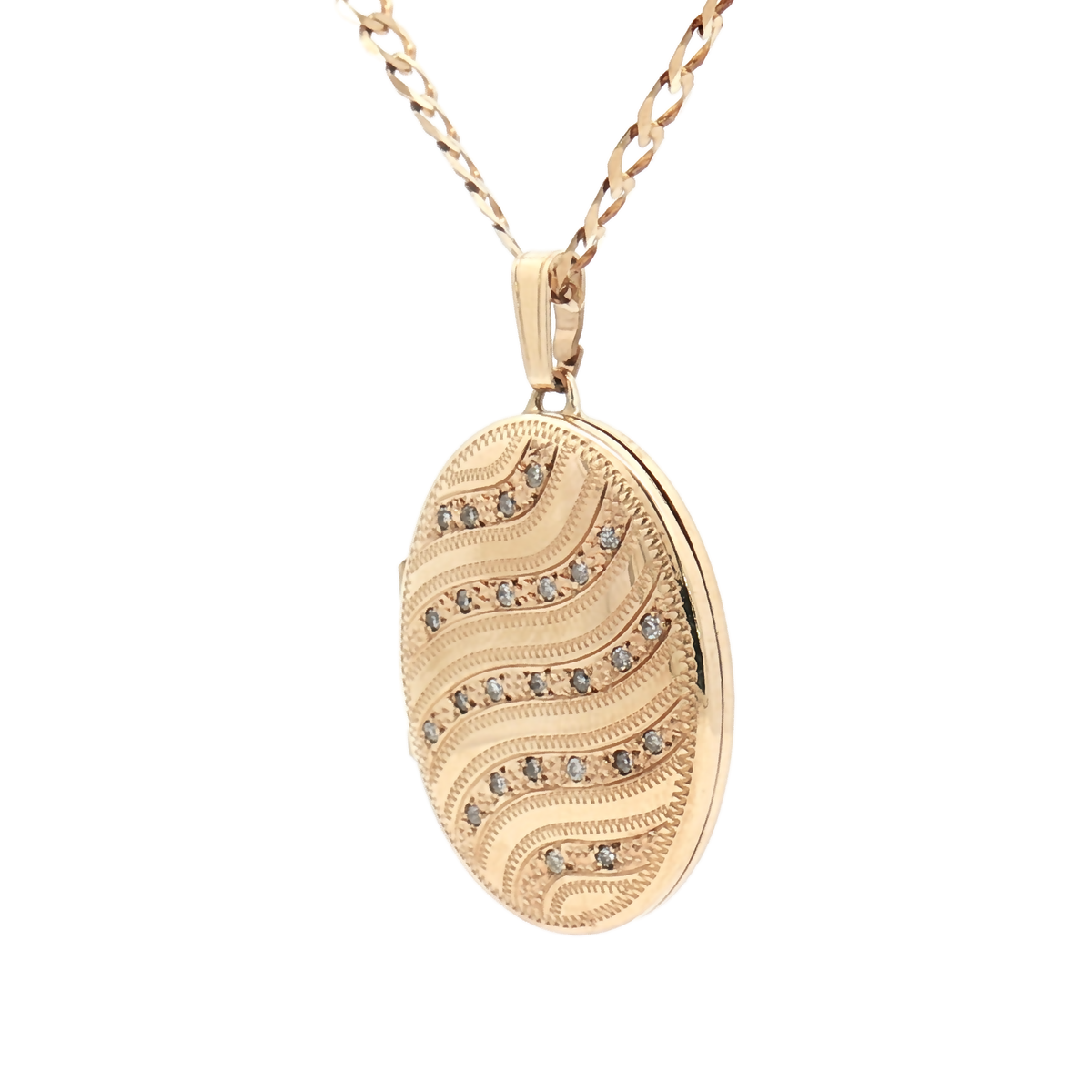 Pre-Owned 9ct Yellow Gold Oval Diamond Set Locket