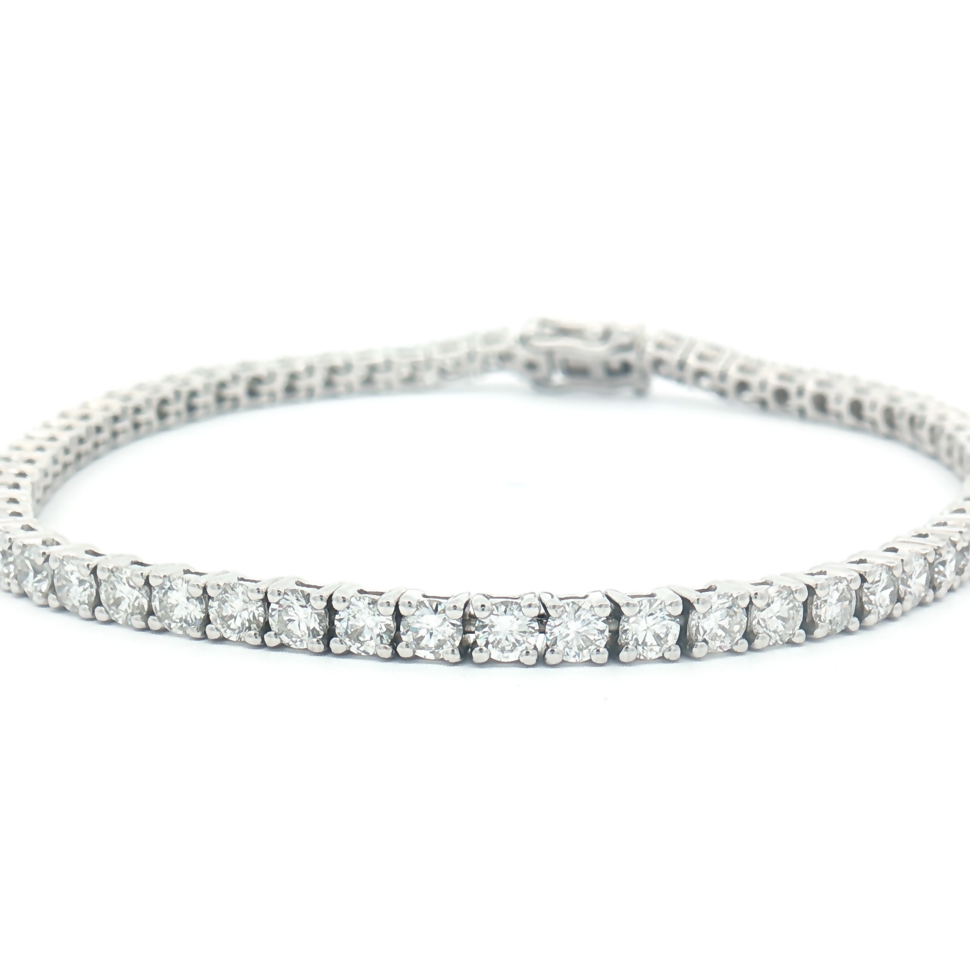 Vintage 18ct White Gold Diamond Tennis Bracelet
