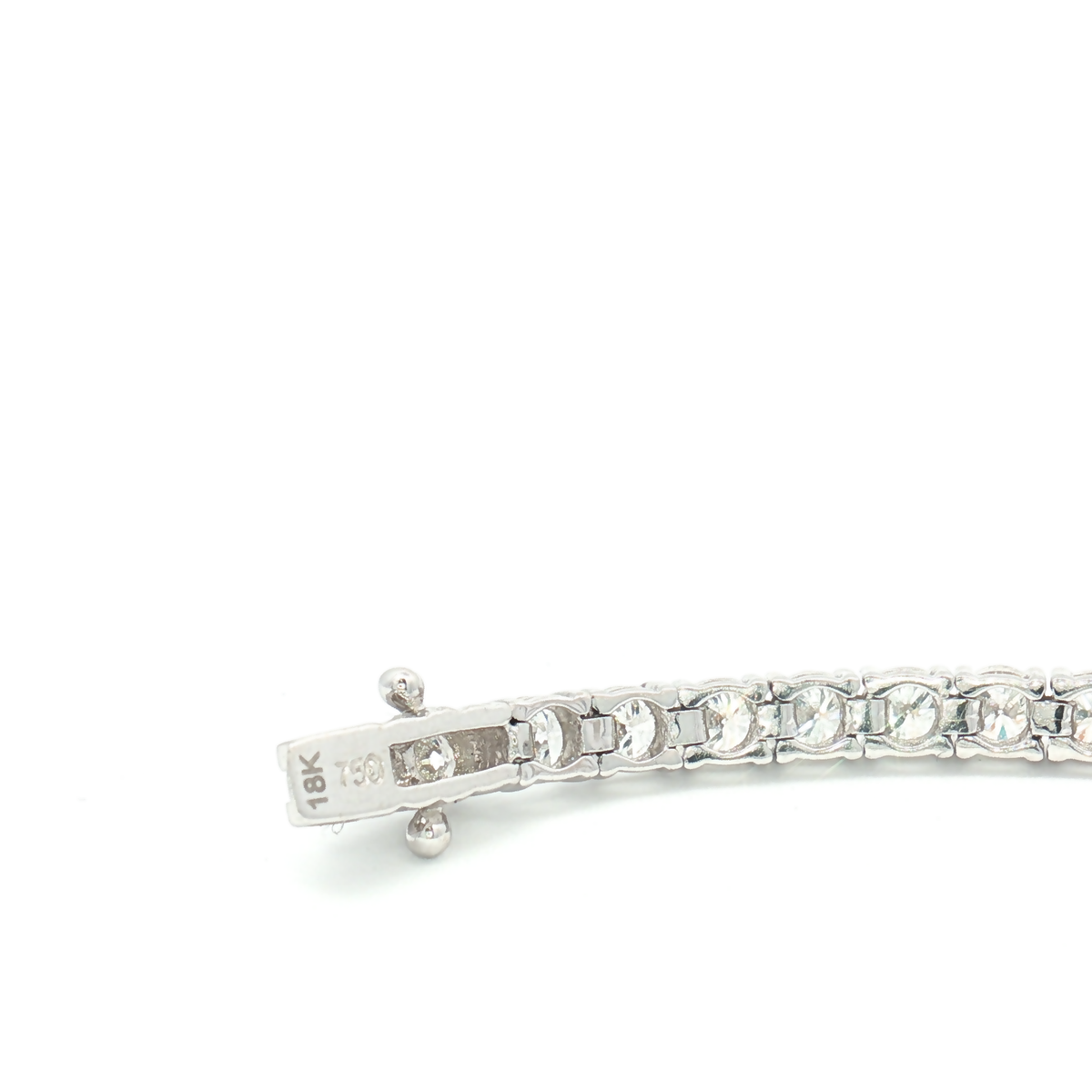 Vintage 18ct White Gold Diamond Tennis Bracelet