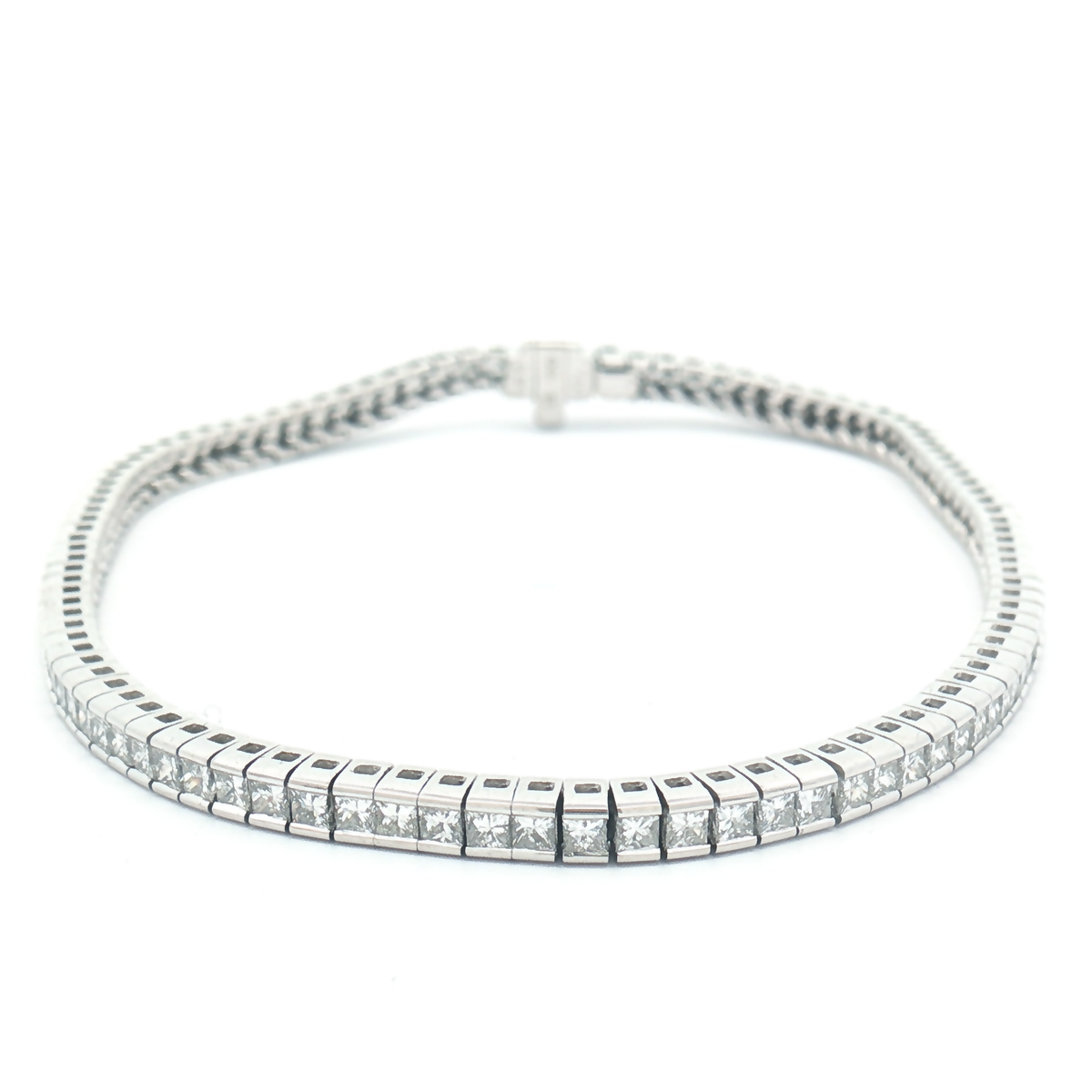 Vintage 18ct White Gold Princess-cut Diamond Tennis Bracelet