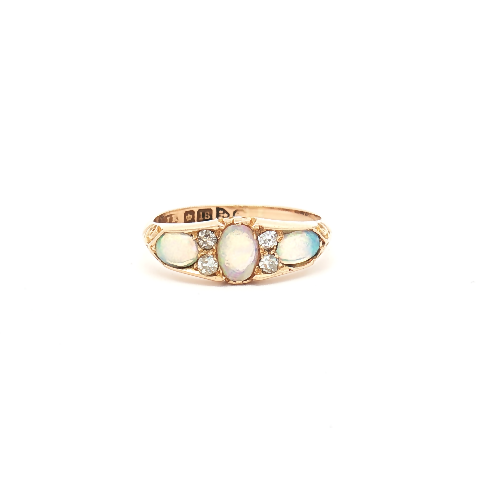 Vintage 18ct Yellow Gold Opal and Diamond Ring