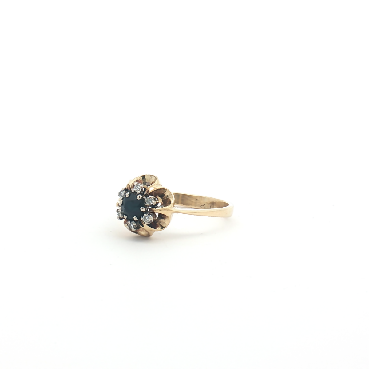 Vintage 18ct Yellow Gold Sapphire and Diamond Cluster Ring
