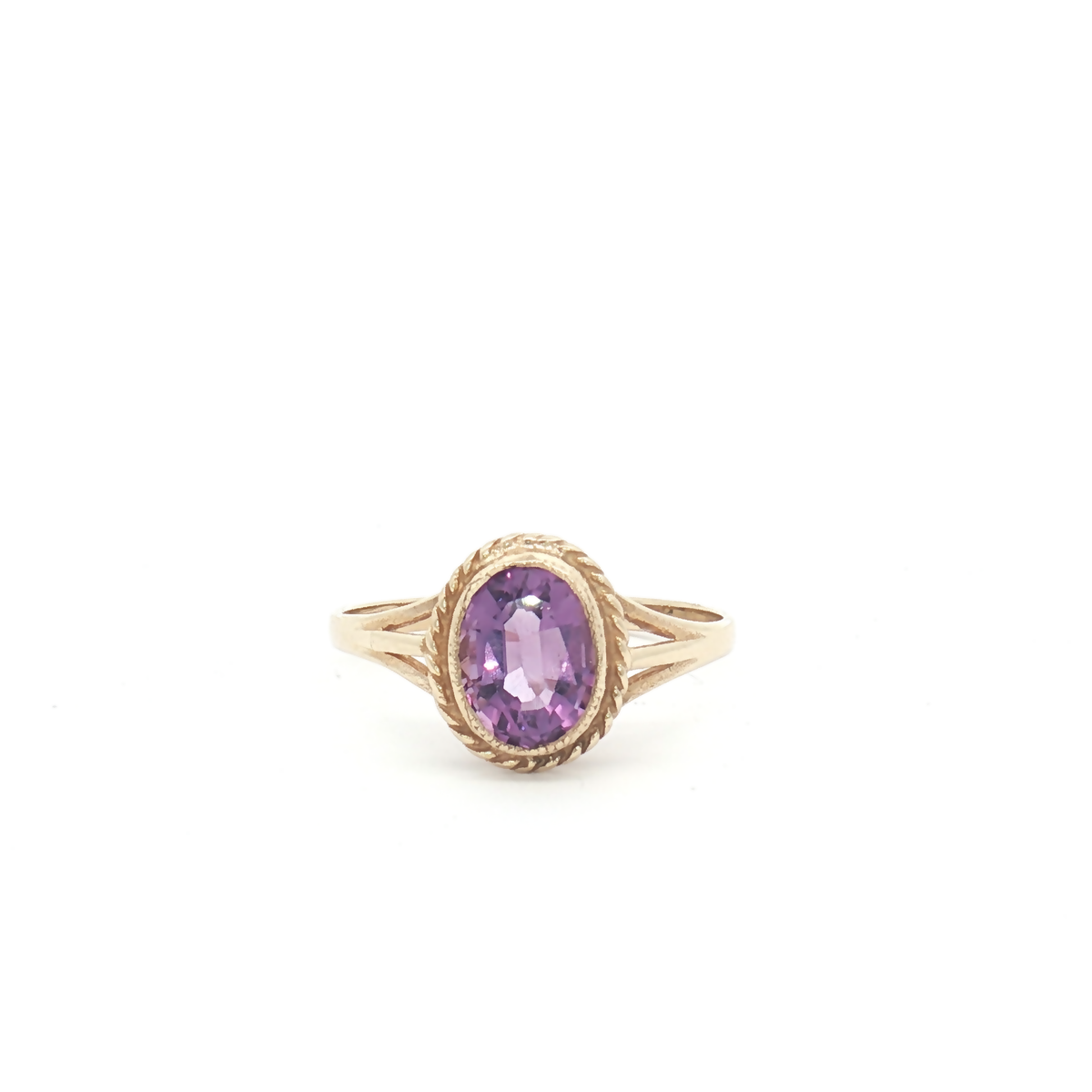Vintage 9ct Yellow Gold Amethyst Ring