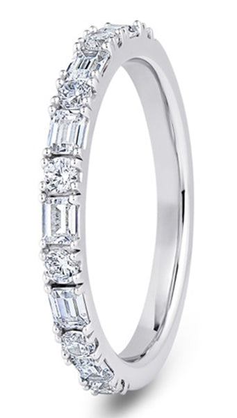 Round Brilliant &amp; Baguette Castle &amp; Claw Wedding Ring