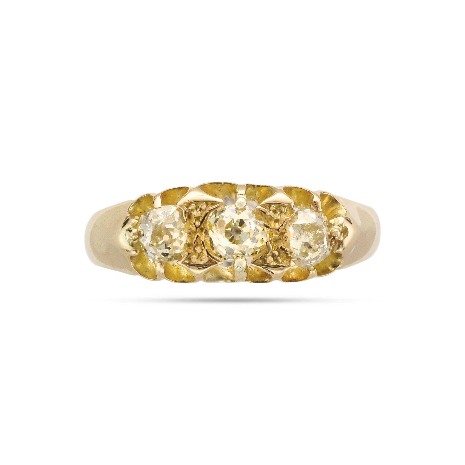 Vintage 18ct Yellow Gold Three Stone Diamond Ring